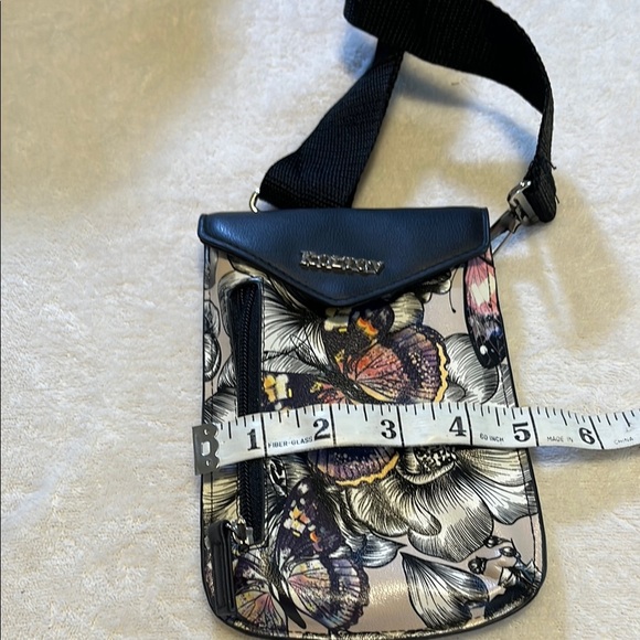 Artistic Black and Pink Crossbody Bag with Butterfly Design - Picture 8 of 9